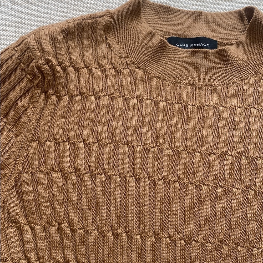 Club Monaco Signature Ribbed Mock Neck Sweater Wool Long Sleeve Camel Tan Size S - Picture 5 of 9